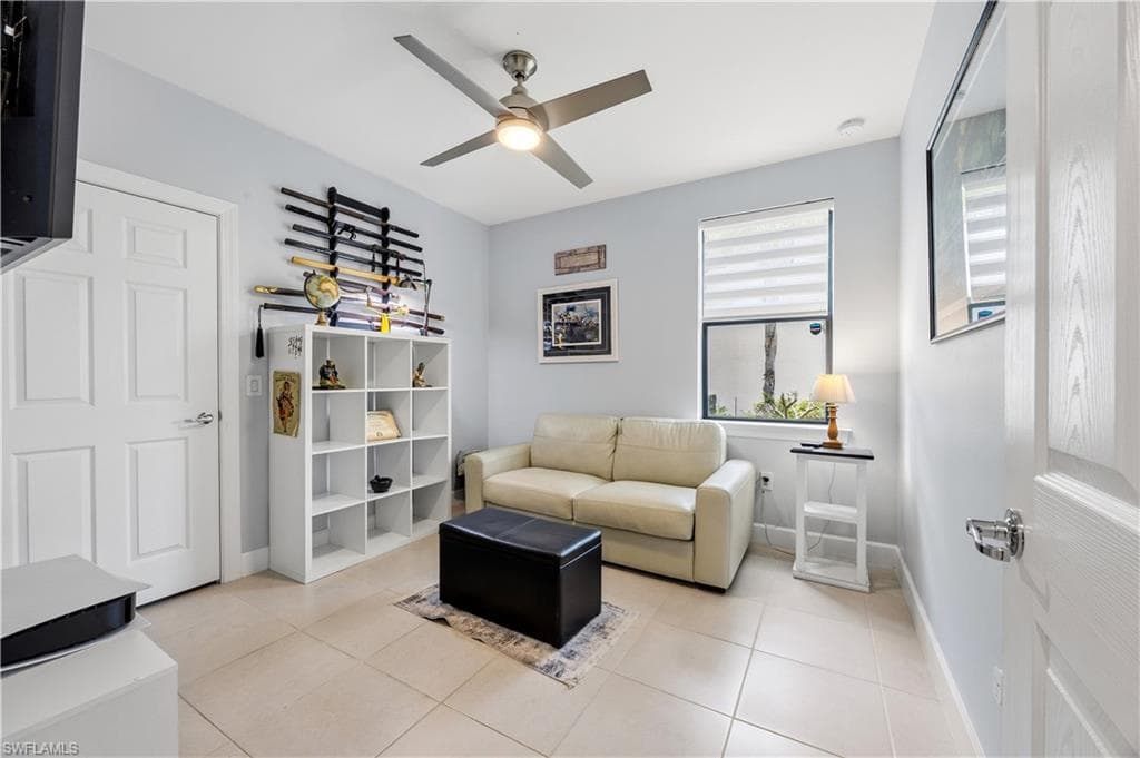 5686 Mayflower WAY 707-12