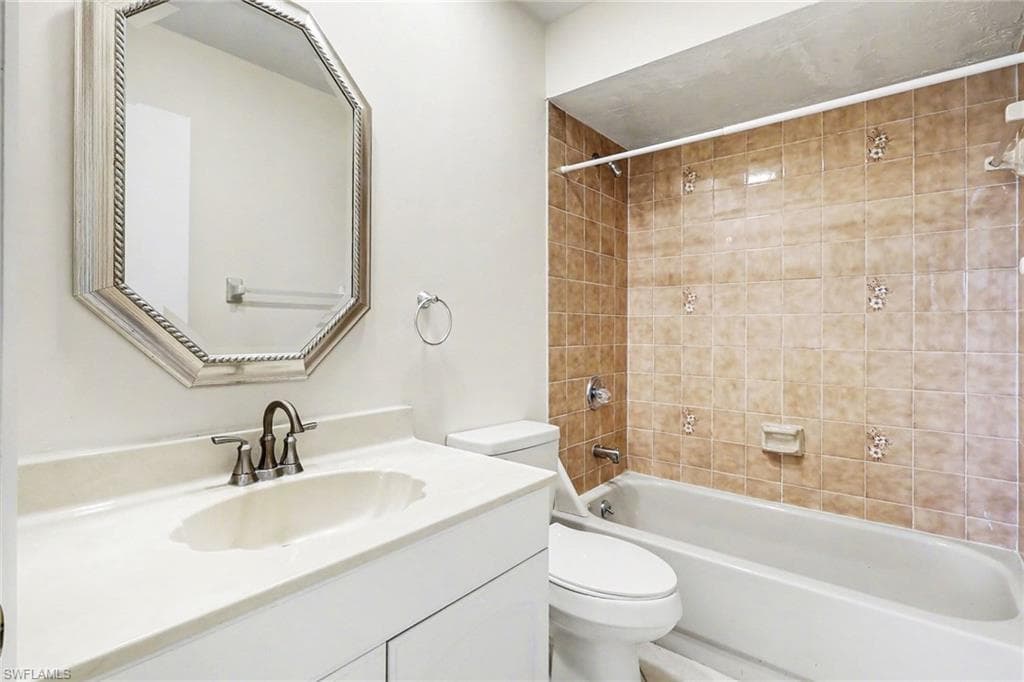 3739 SW 9th AVE 112-12