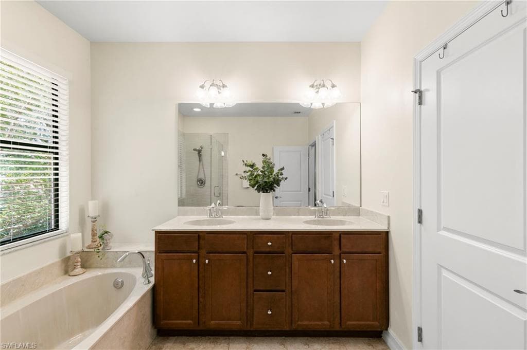 7797 Bristol CIR-17
