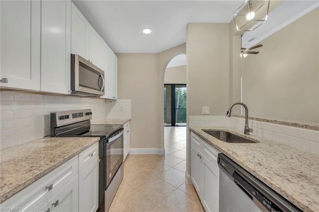 27035 Serrano WAY 201-2