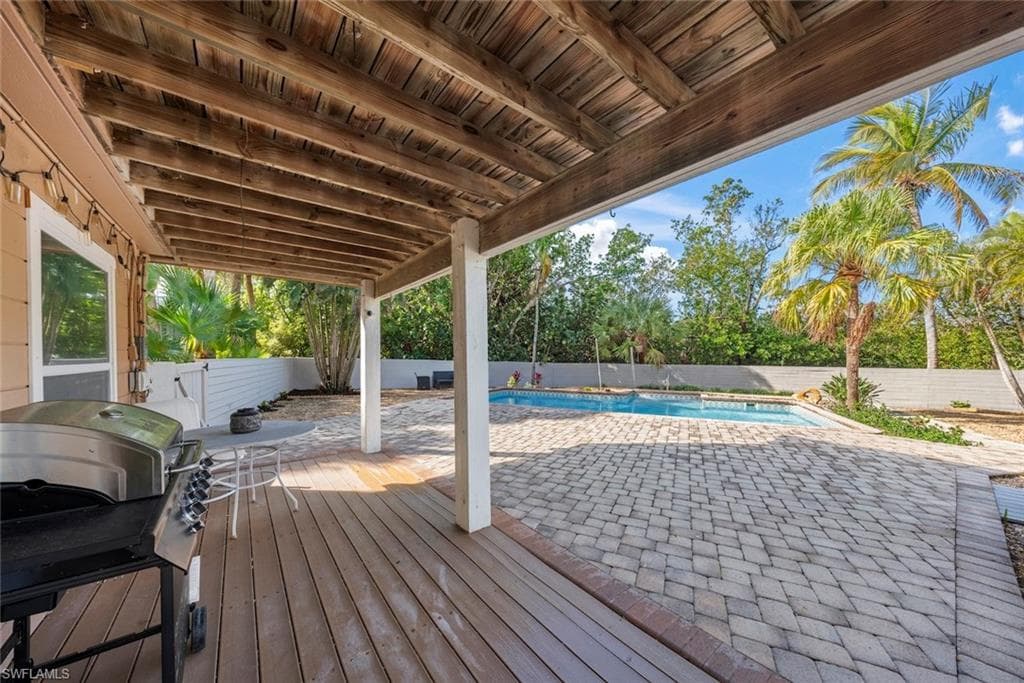1410 Sand Castle RD-31