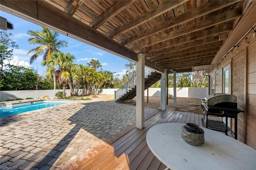 1410 Sand Castle RD-33