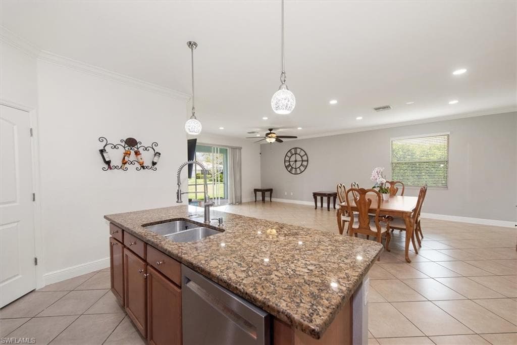 14775 Cranberry CT-10