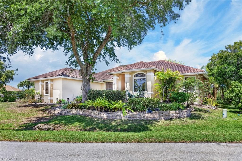 7214 Hendry Creek DR-48