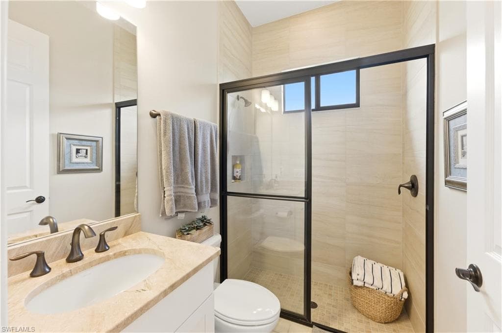 1467 Mockingbird DR-32