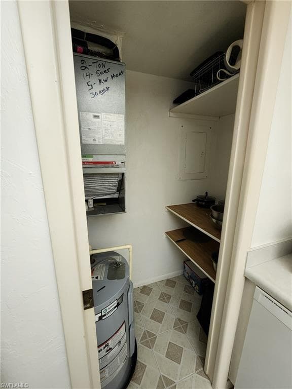 4906 Victoria DR 404-5