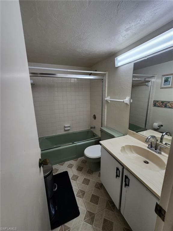 4906 Victoria DR 404-8