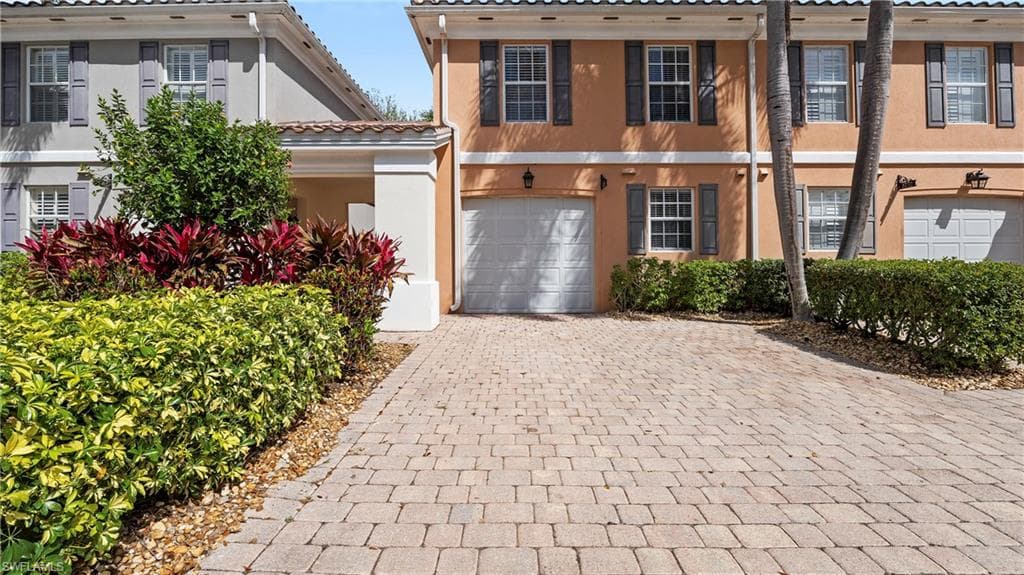 5766 Cove CIR 24-1