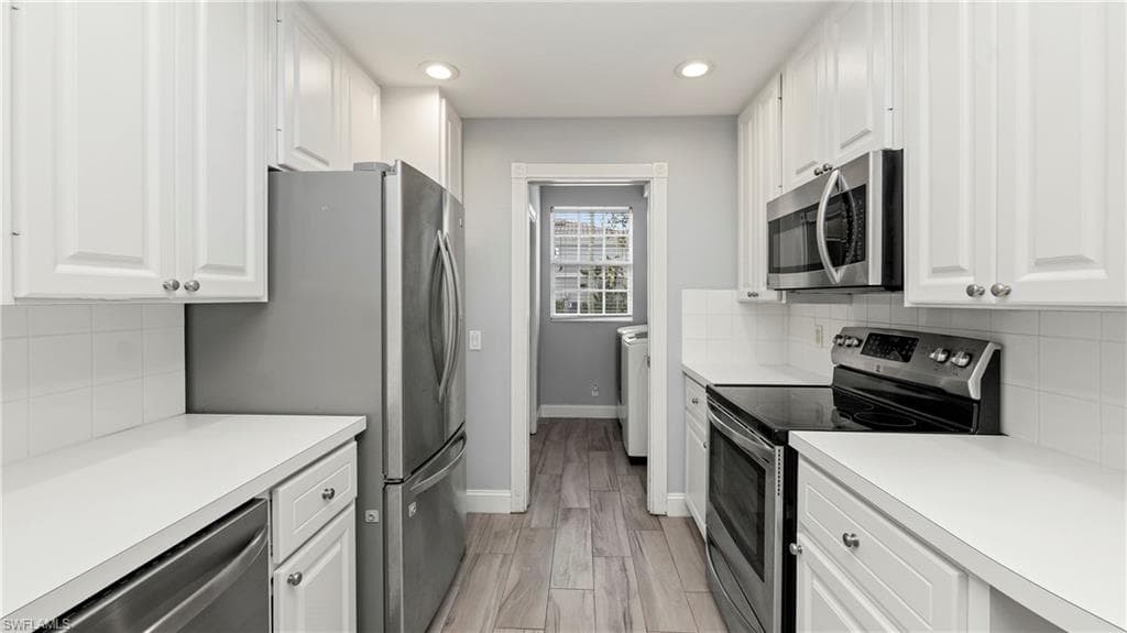 5766 Cove CIR 24-6