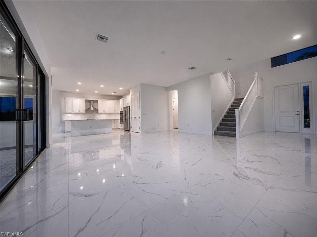 12236 Red Pine PL-6