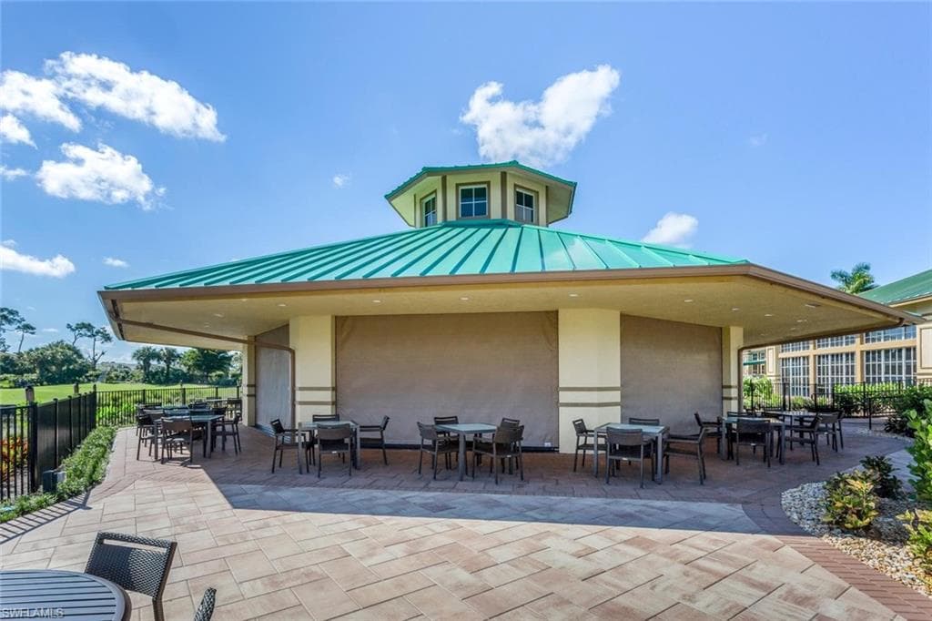 3996 Bishopwood CT E 103-25
