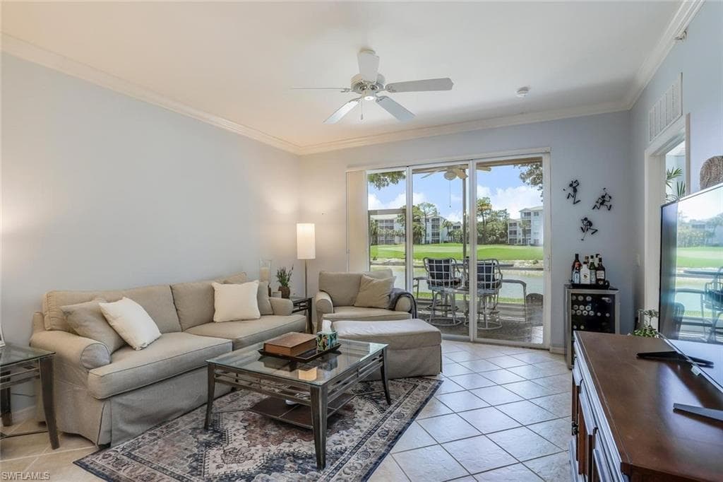 3996 Bishopwood CT E 103-6