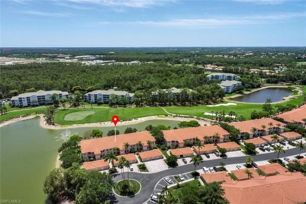 3996 Bishopwood CT E 103-20