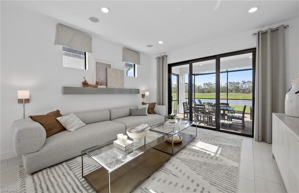 2114 Sequoia CT-3