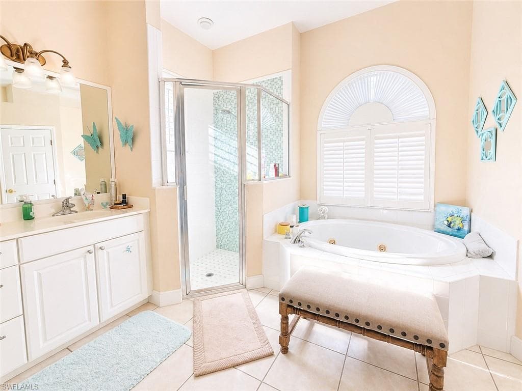 14897 Calusa Palms DR-13