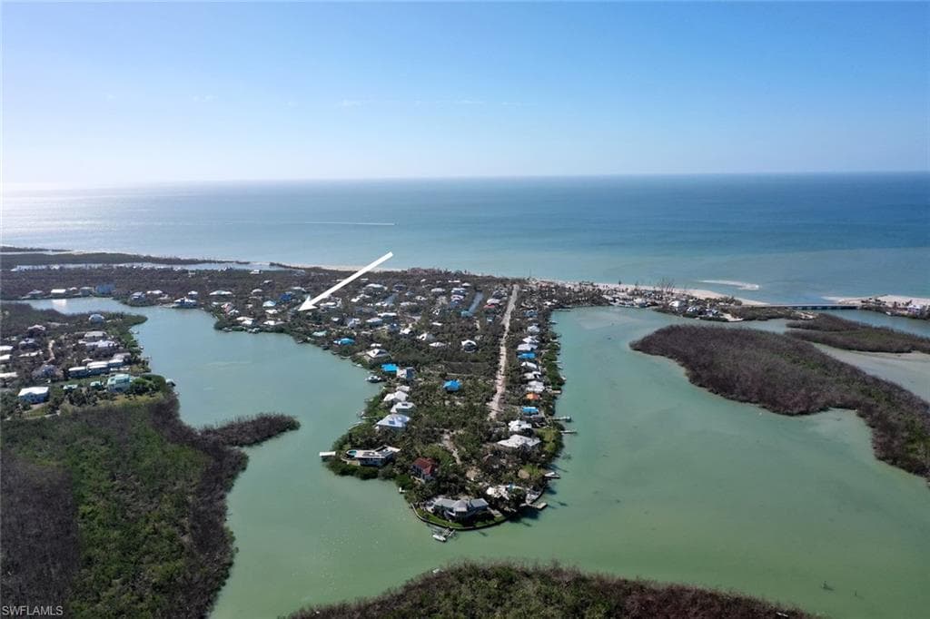 2499 Harbour LN-1