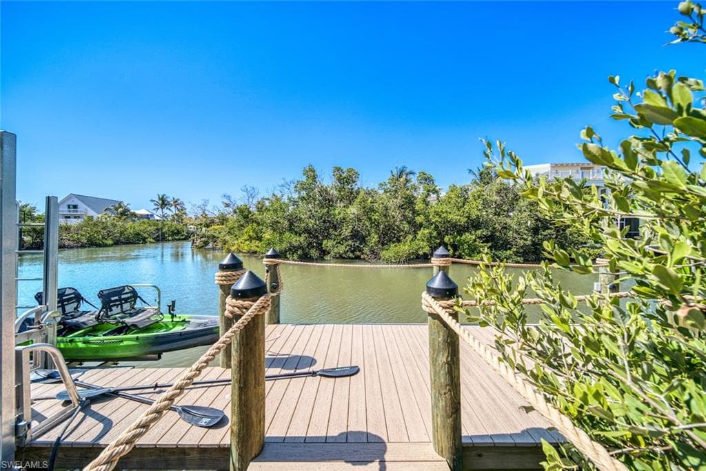 2499 Harbour LN-28