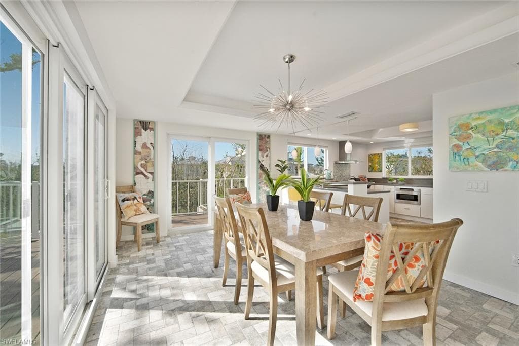 2499 Harbour LN-7