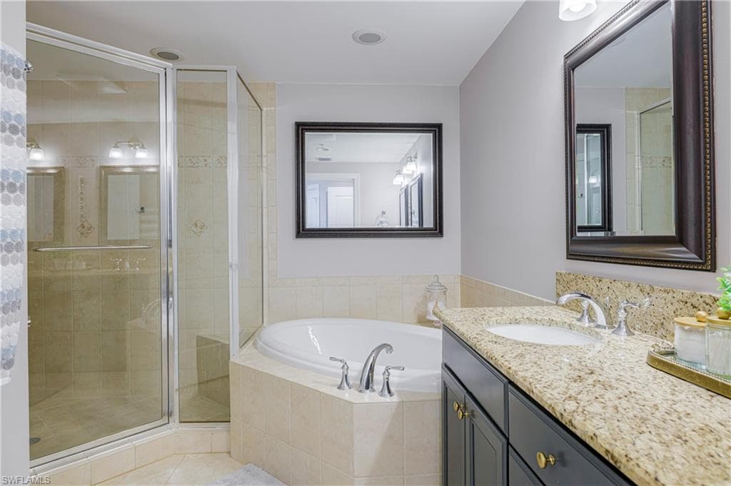 3414 Hancock Bridge PKWY 302-24