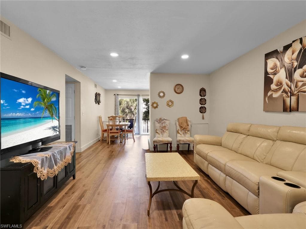 1560 Colonial BLVD 235-11