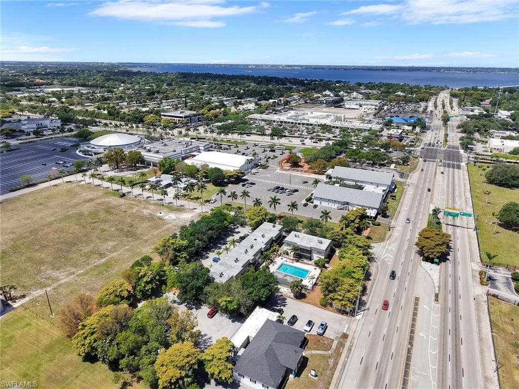 1560 Colonial BLVD 235-21