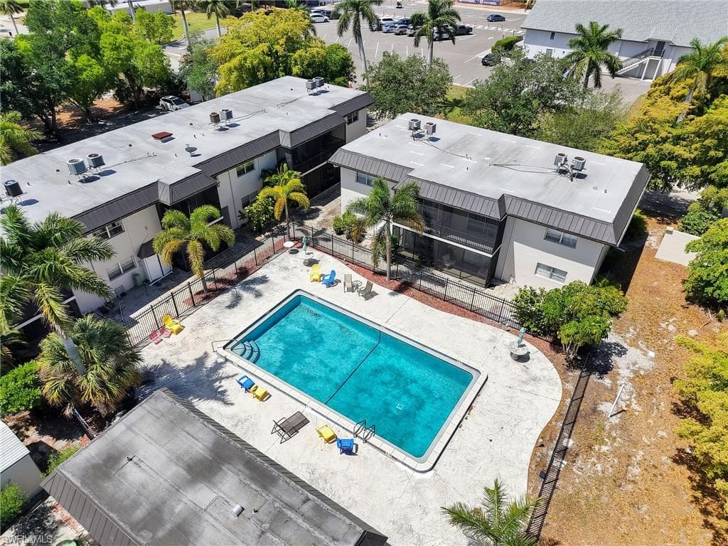 1560 Colonial BLVD 235-20