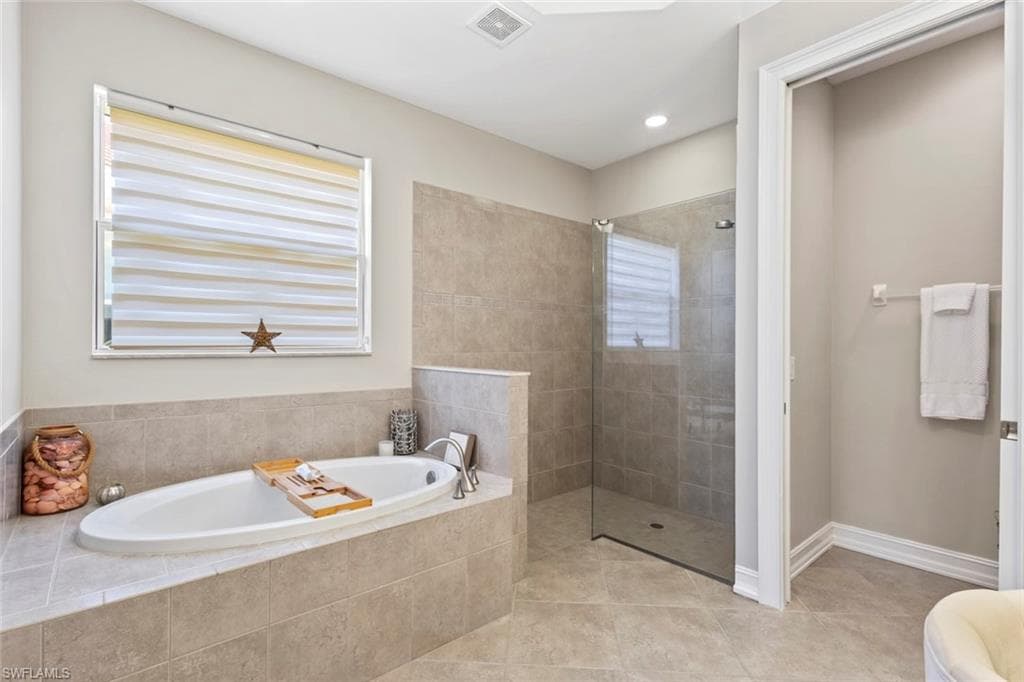 8558 Banyan Bay BLVD-21