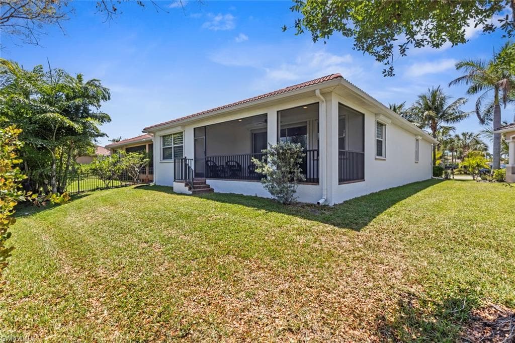8558 Banyan Bay BLVD-31
