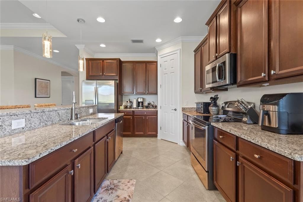 8558 Banyan Bay BLVD-10