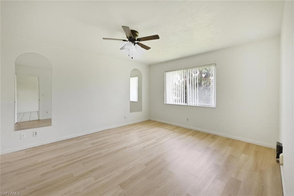 3420 Frosty WAY 4910-10