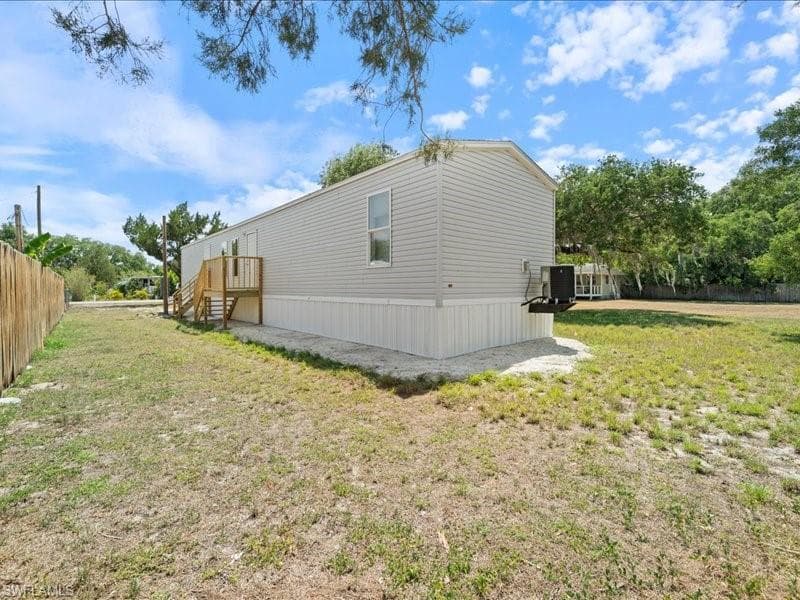 1038 Canopy LN-5