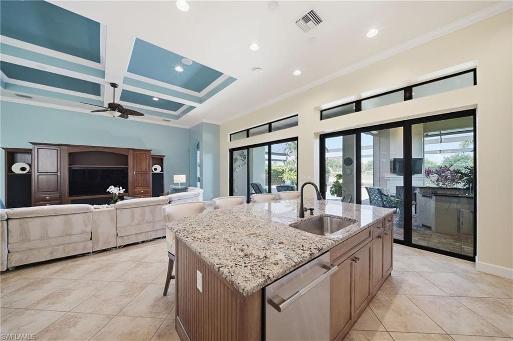 8816 Savona CT-12