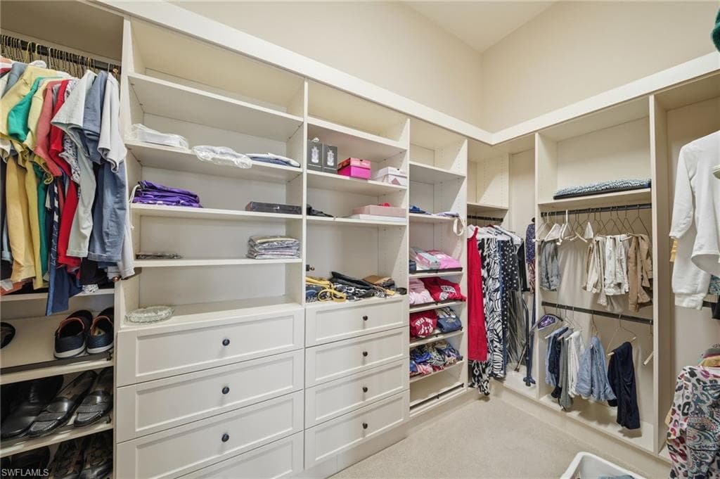 8816 Savona CT-18