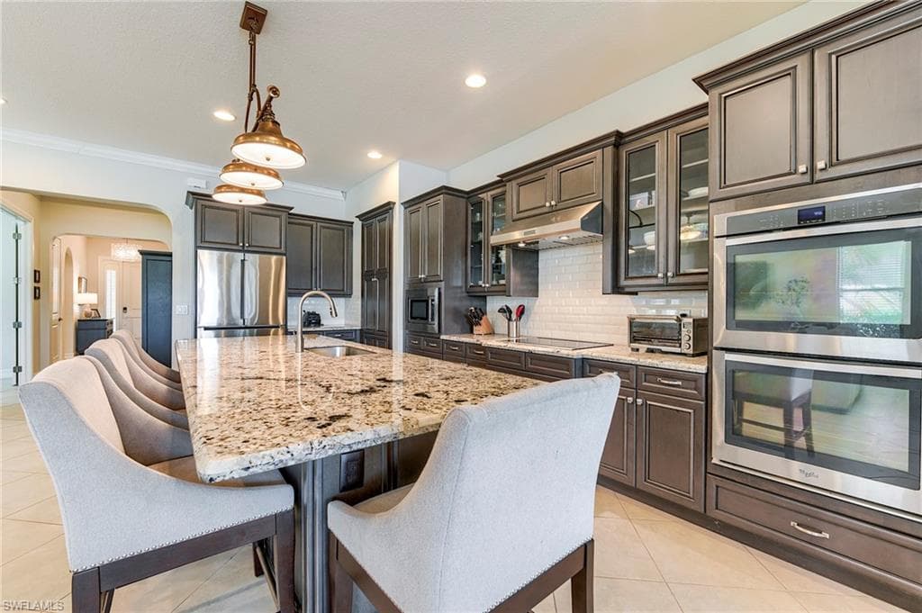 9335 Woodhurst DR-7