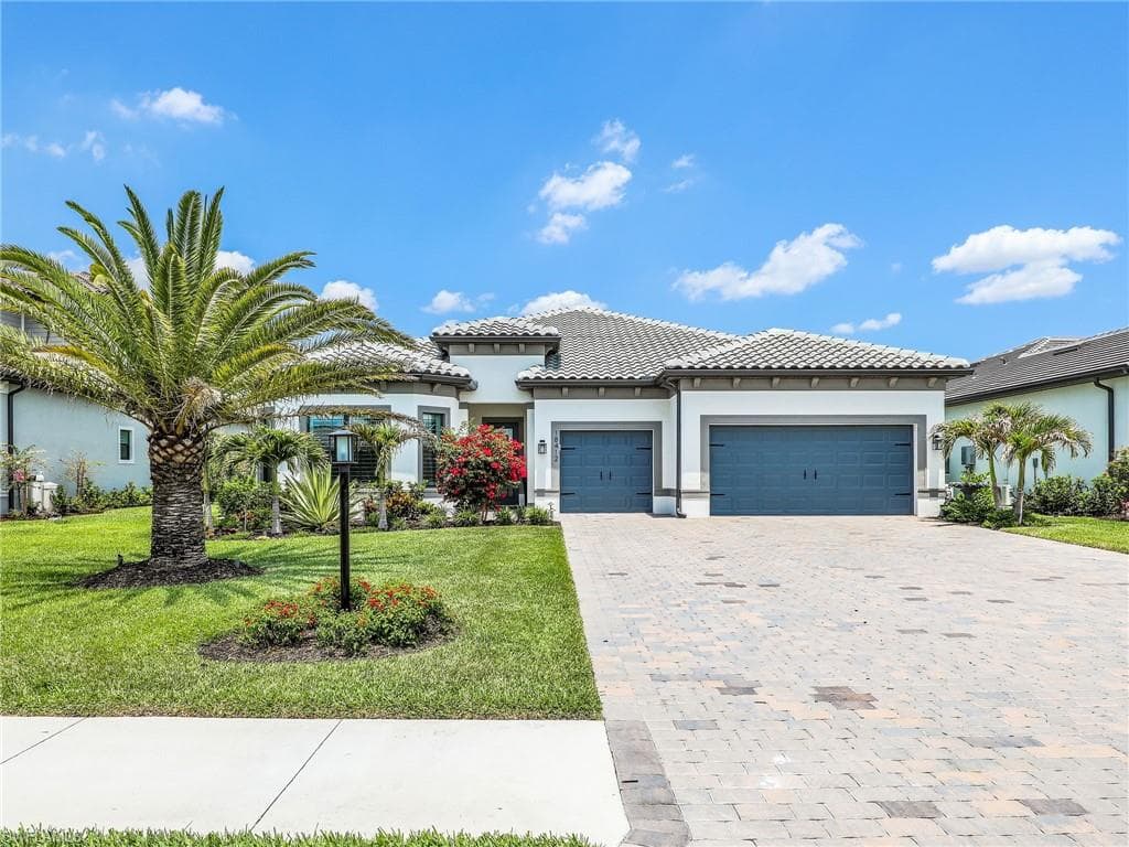 18412 Ridgeline DR-4