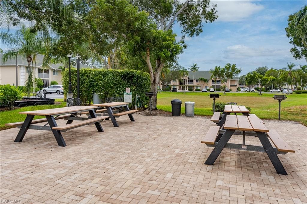 27083 Matheson AVE 208-24