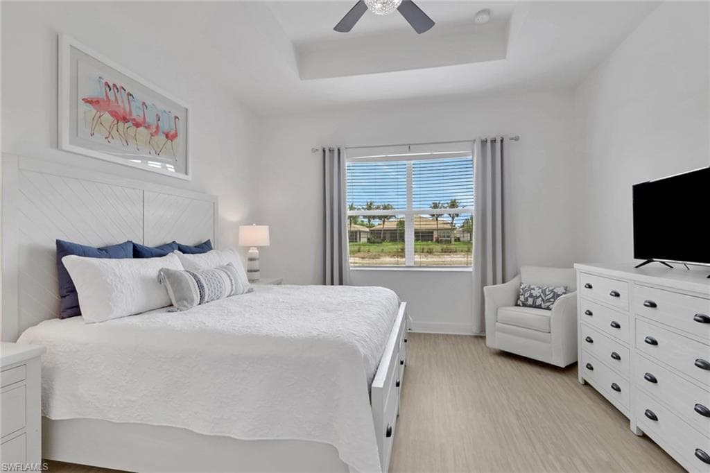 28451 Burano DR-19