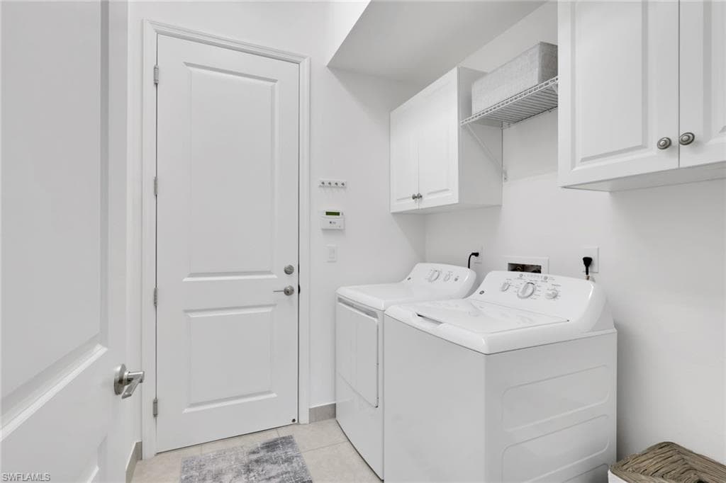 28451 Burano DR-24