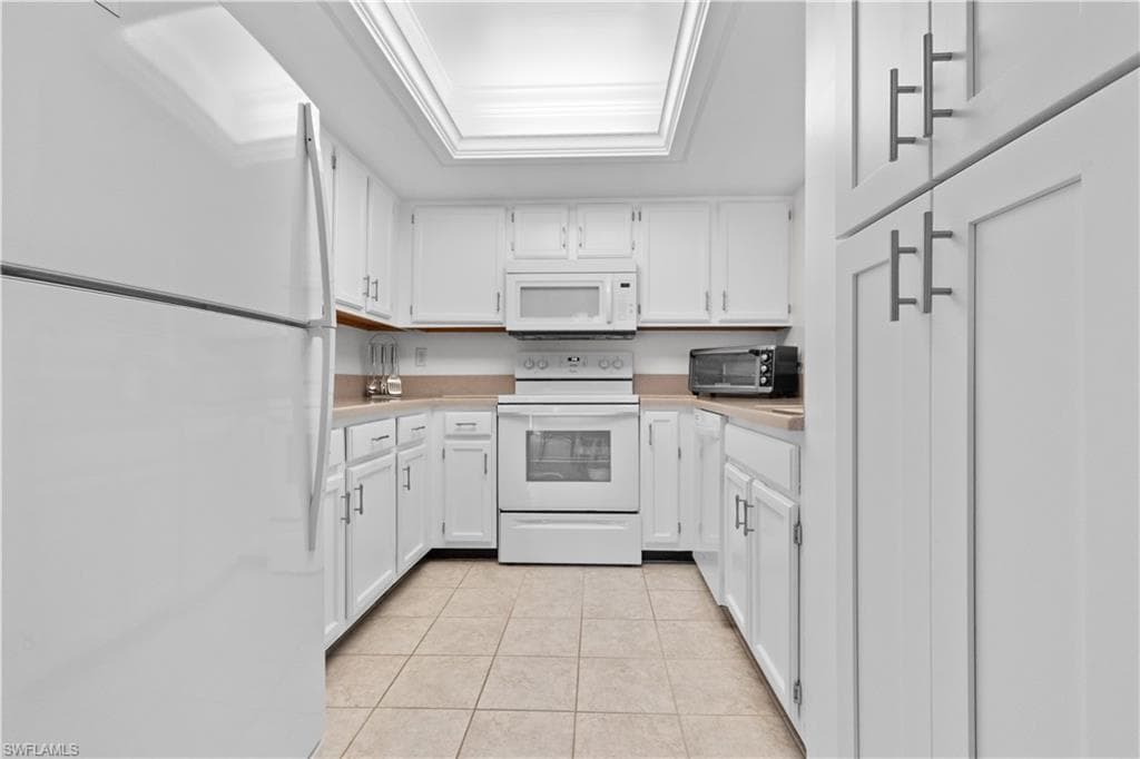 9627 Eaton Gardens LN 101-4