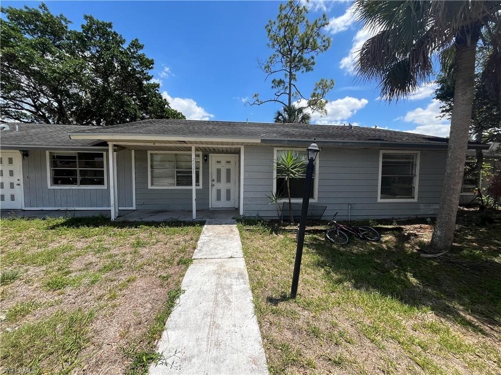 2621 Purslane DR-16