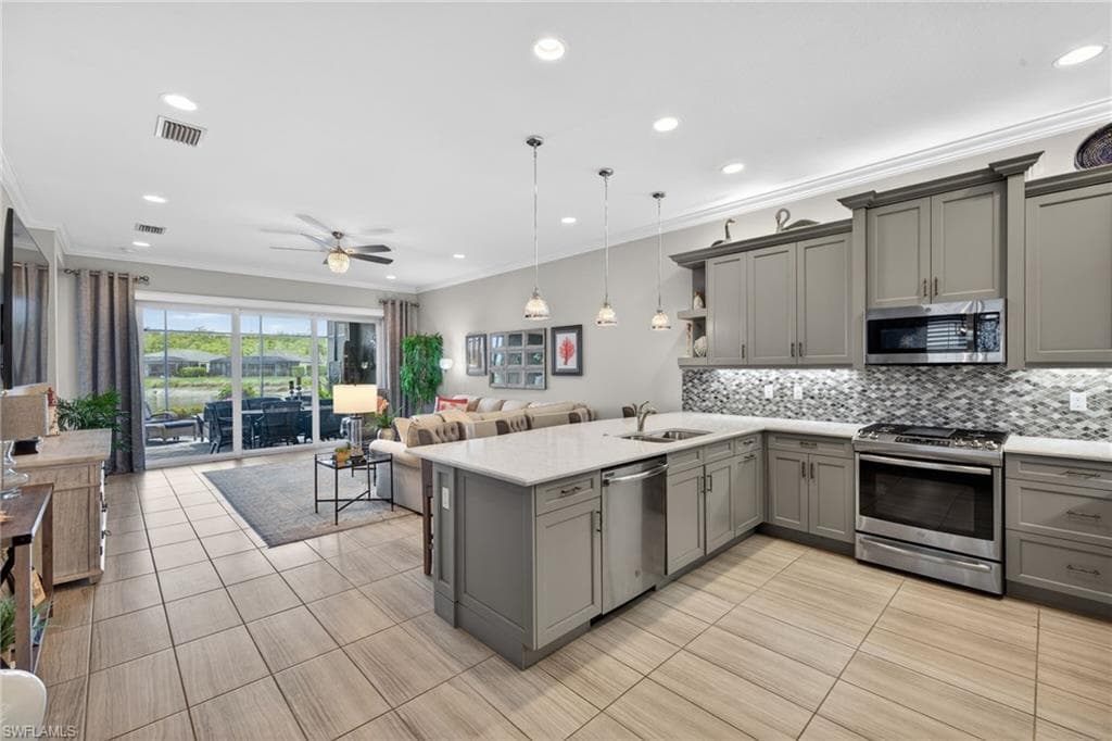 16459 Orinda WAY-16