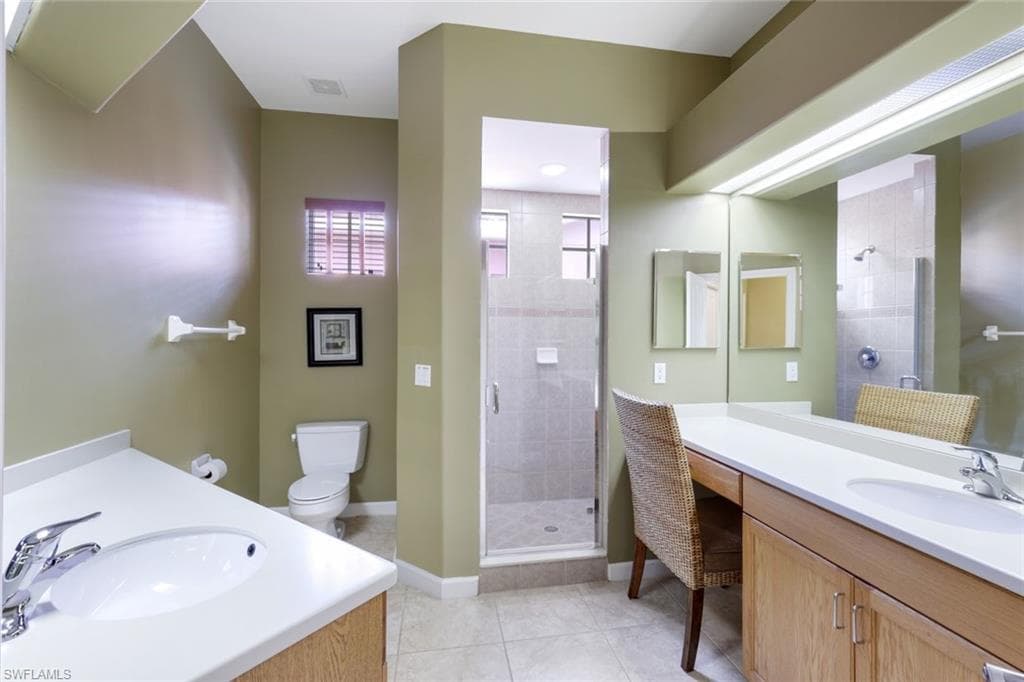 8721 Piazza Del Lago CIR 205-16