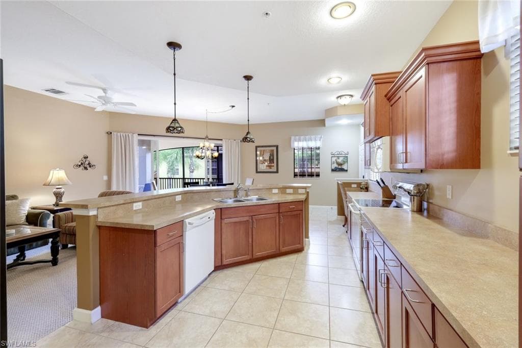 8721 Piazza Del Lago CIR 205-12