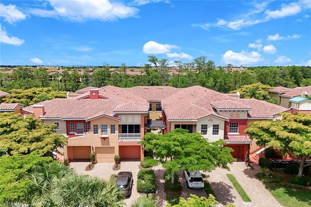 8721 Piazza Del Lago CIR 205-24