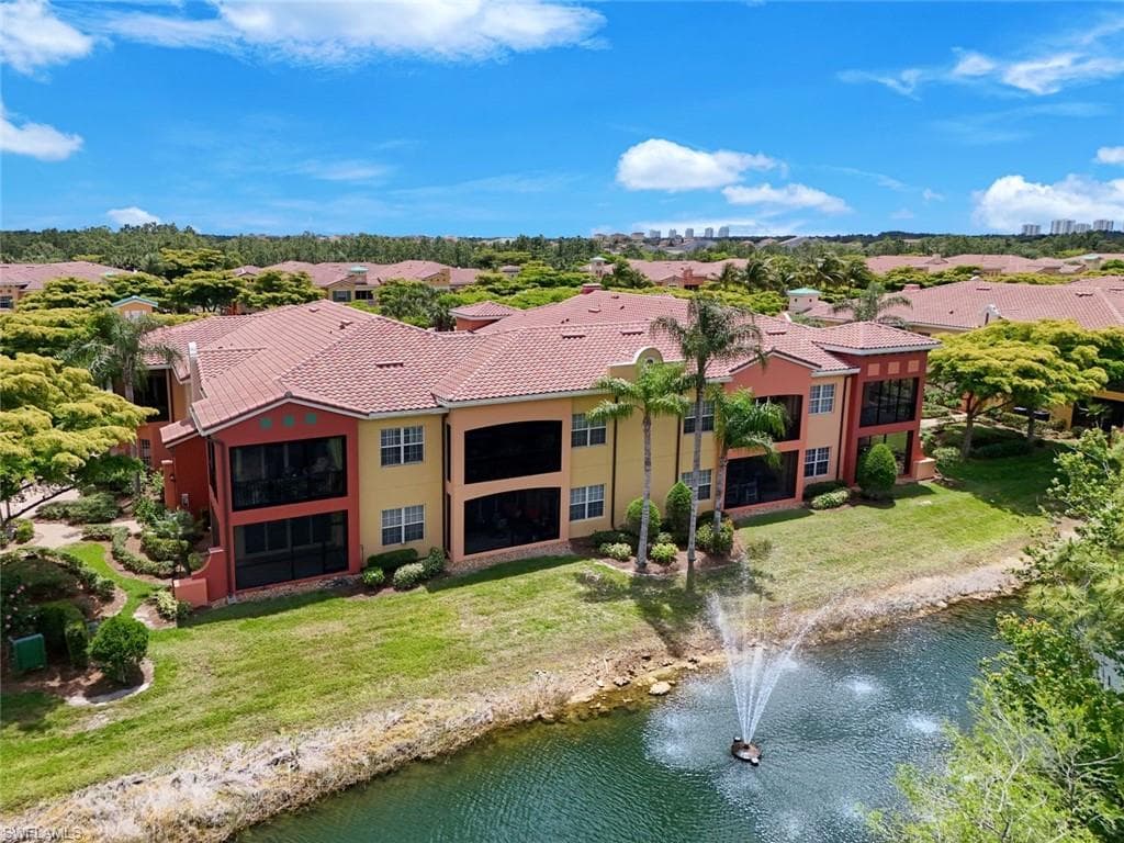 8721 Piazza Del Lago CIR 205-33