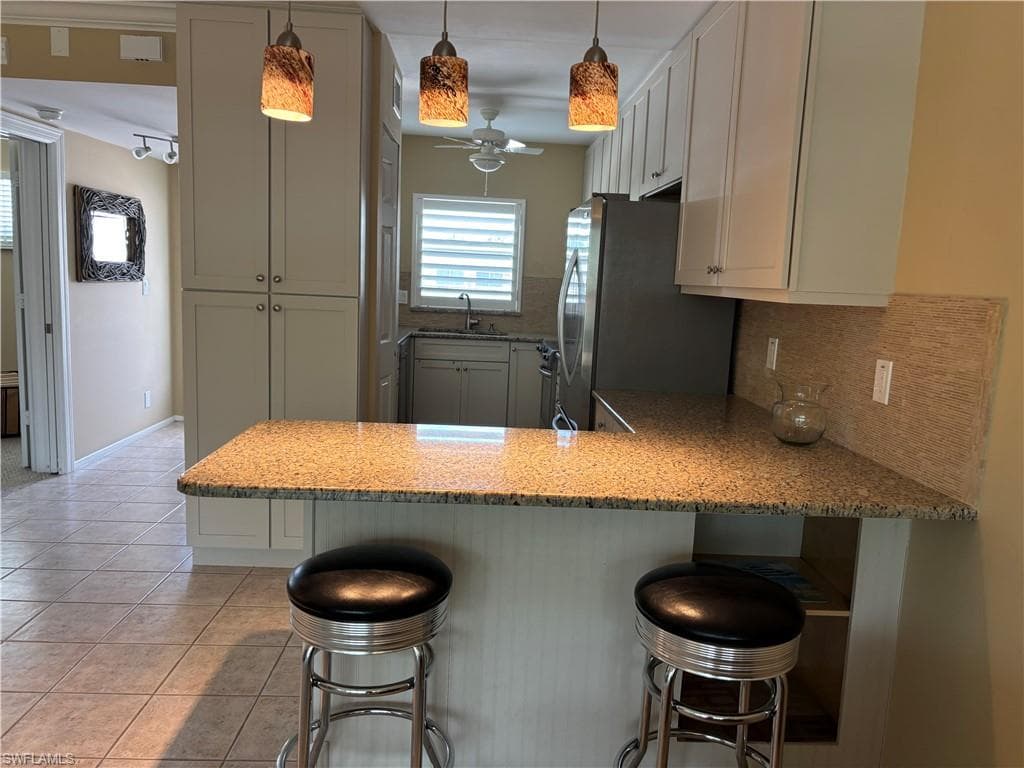 490 Broad AVE S H490-3