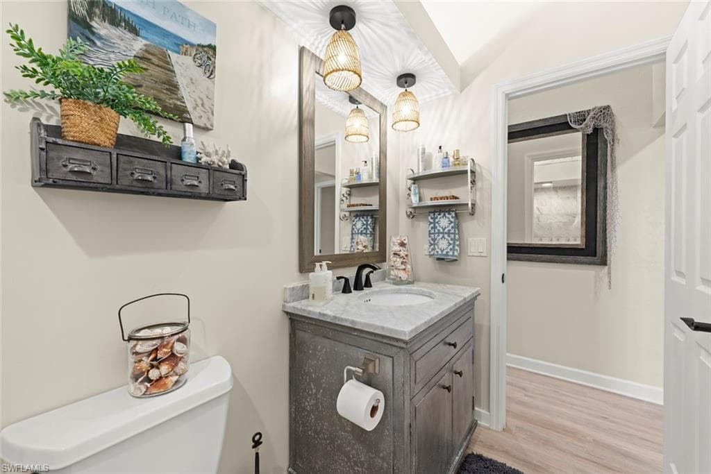 207 Daniel DR-26