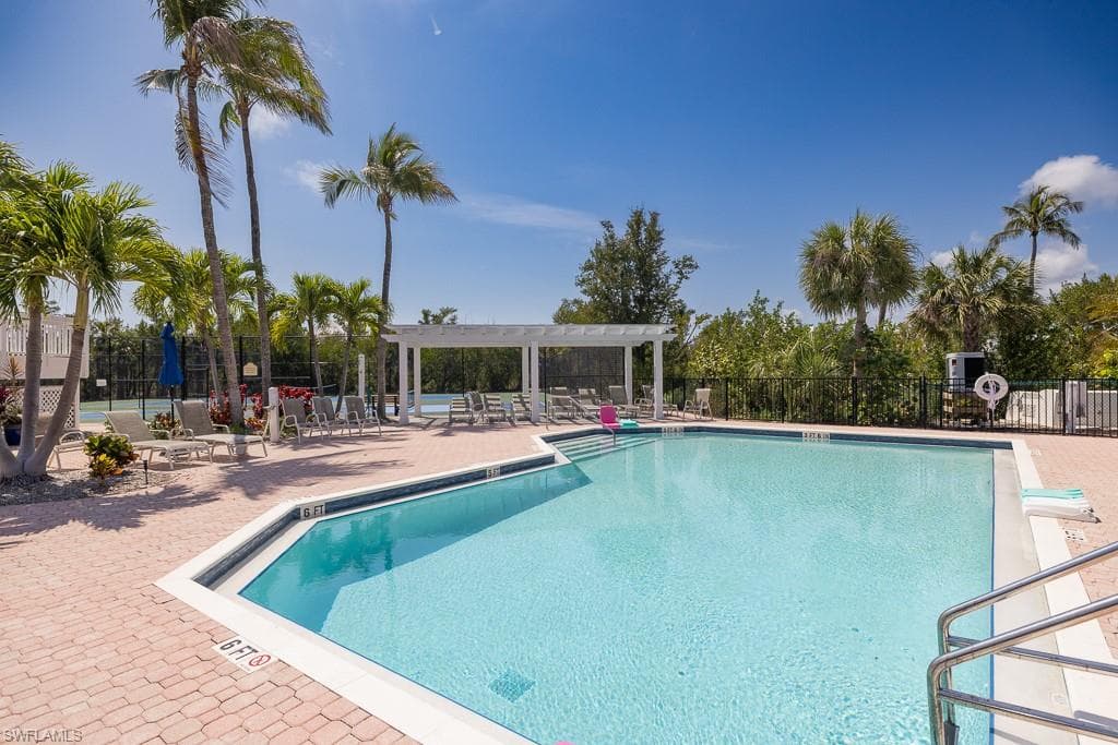 207 Daniel DR-41