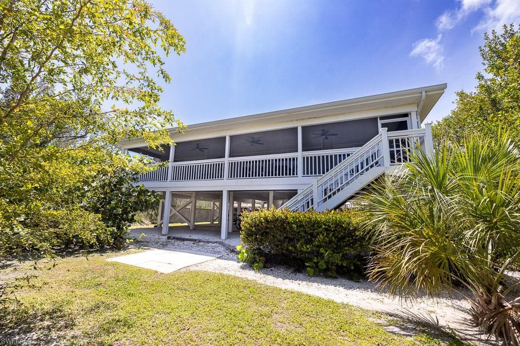 207 Daniel DR-37
