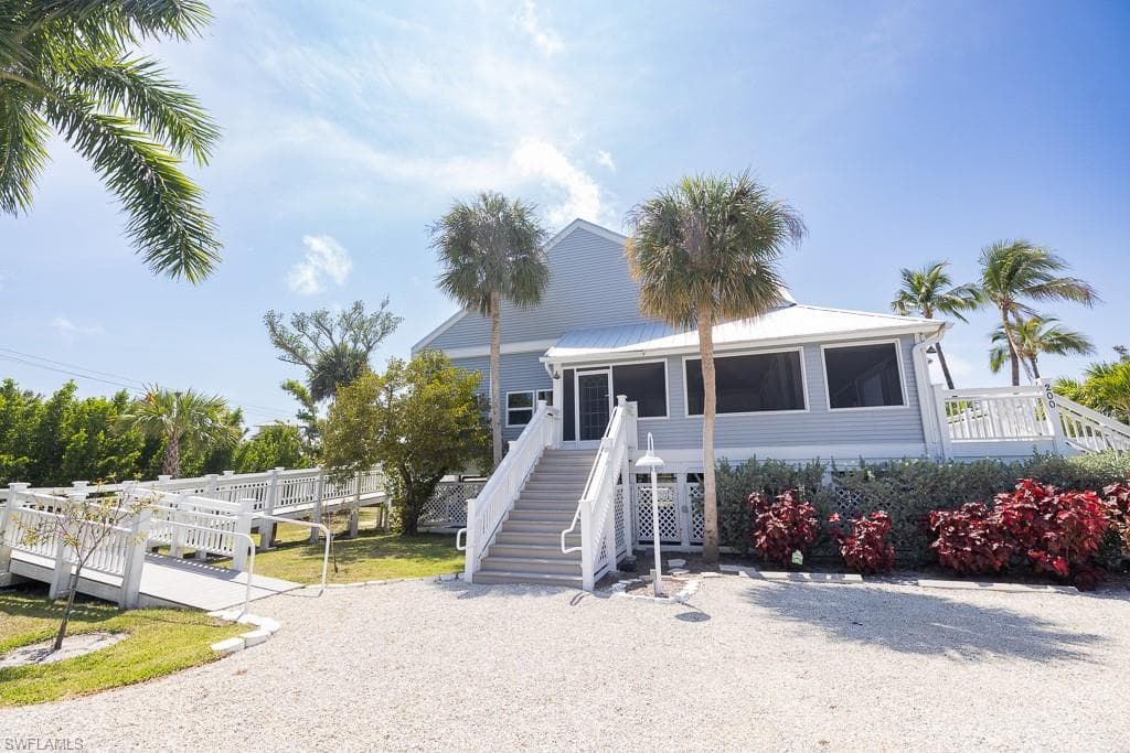 207 Daniel DR-40
